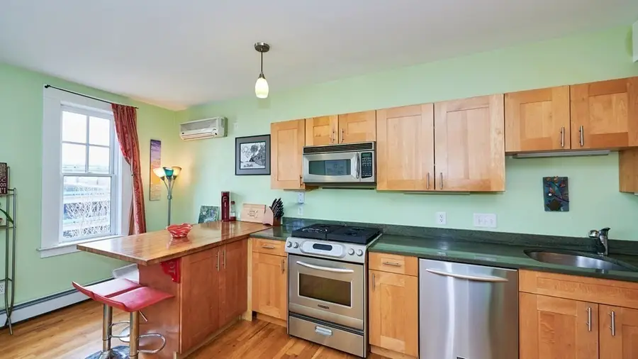 432 Norfolk Street #4G, Somerville, MA 02143 - #3