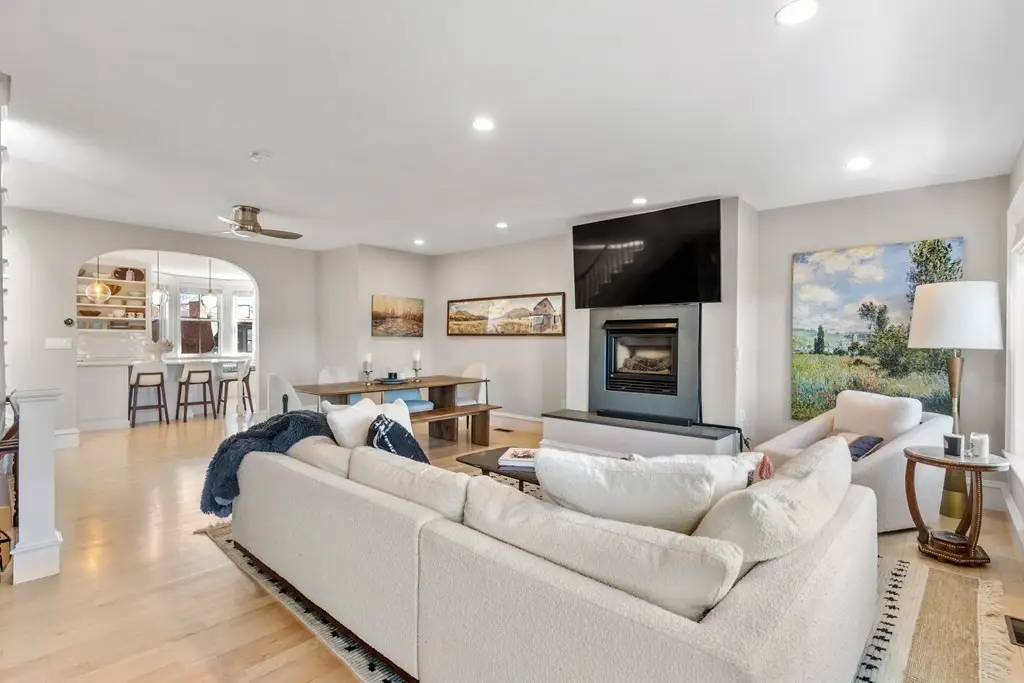 128 Pembroke St #2-3, Boston, MA 02118 - Image #1