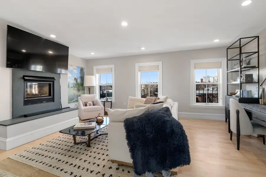 128 Pembroke St #2-3, Boston, MA 02118 - Image #3