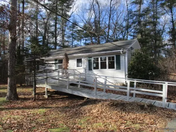 157 Highland St, Easton, MA 02375