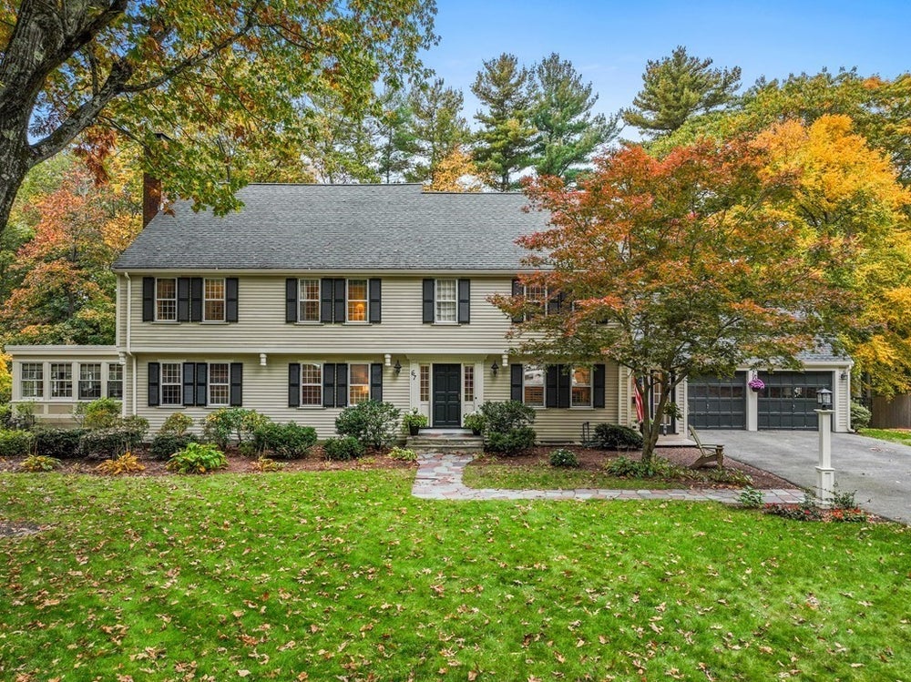 67 Maugus Ave, Wellesley, MA 02481 BHGRE