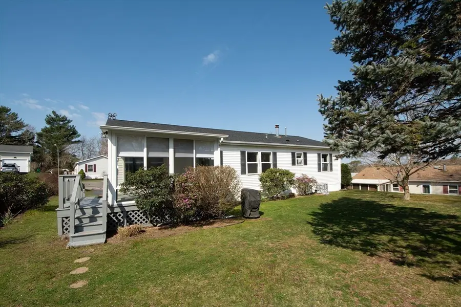 9 Headlands Dr, Plymouth, MA 02360 - Image #2