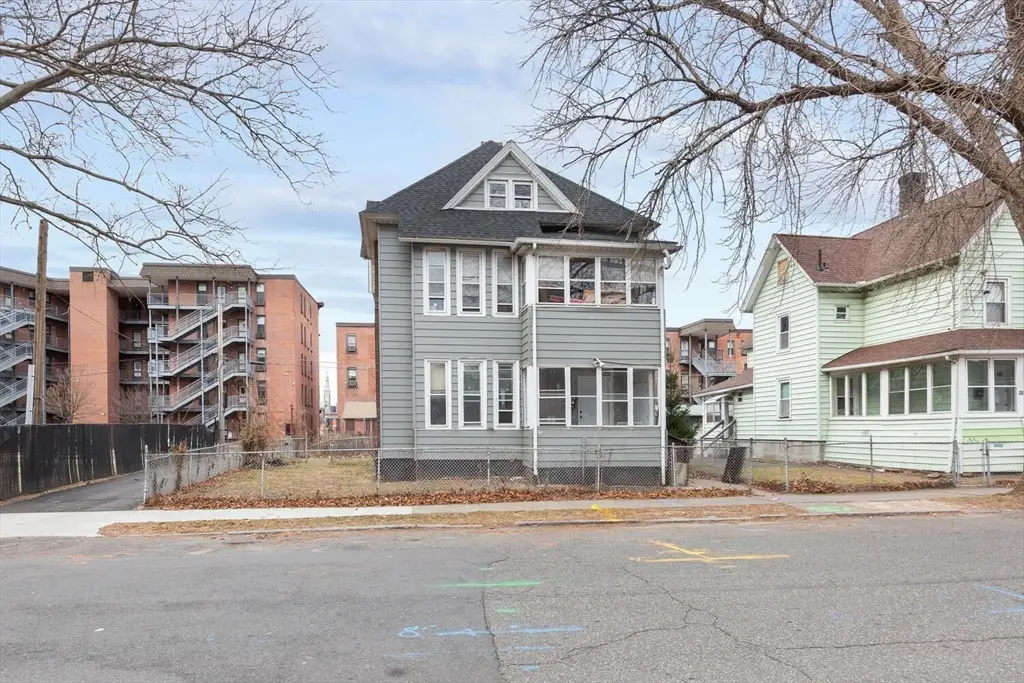 24 Adams St, Springfield, MA 01105 - #1