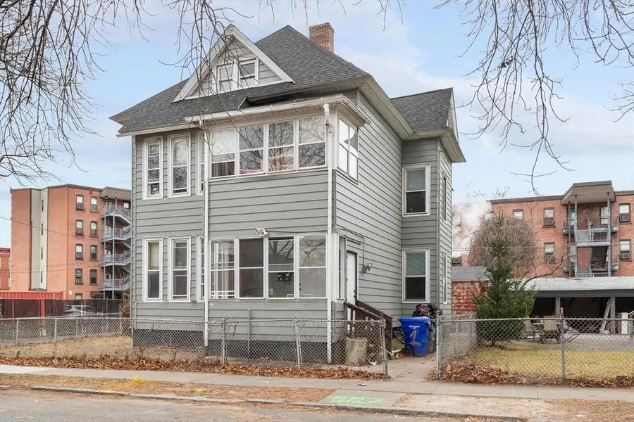 24 Adams St, Springfield, MA 01105 - #2
