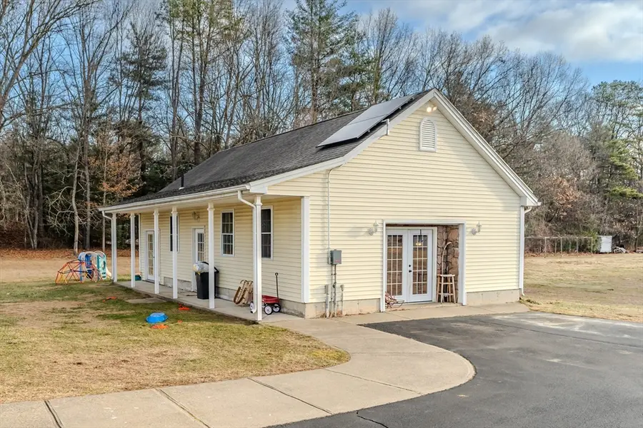 95 Gunn Rd, Southampton, MA 01073 - Image #3