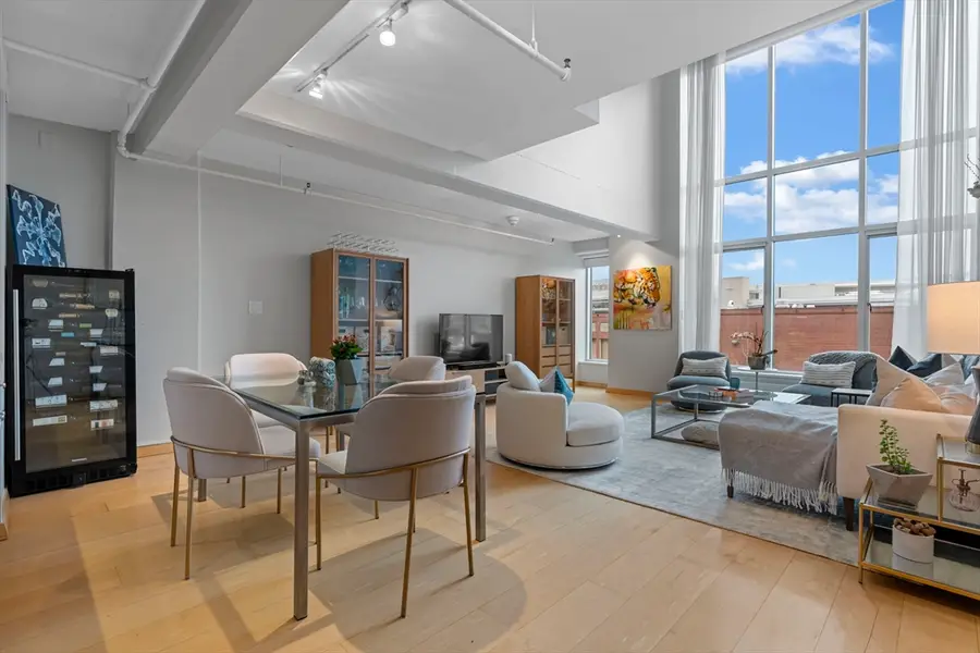 25 Channel Center St #212, Boston, MA 02210 - #2