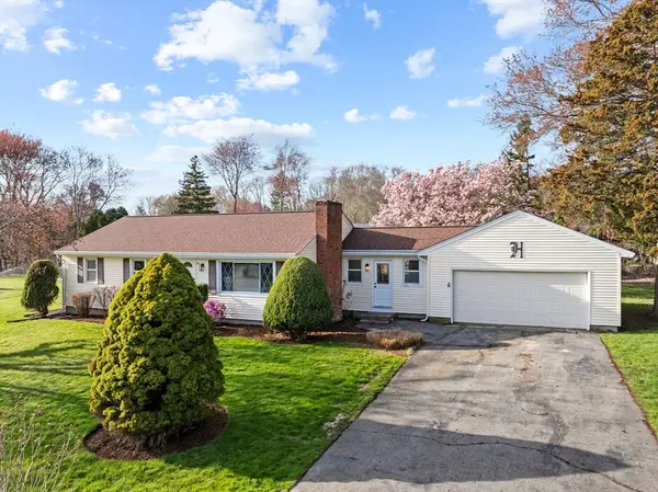 42 Tee Jay Dr, Seekonk, MA 02771