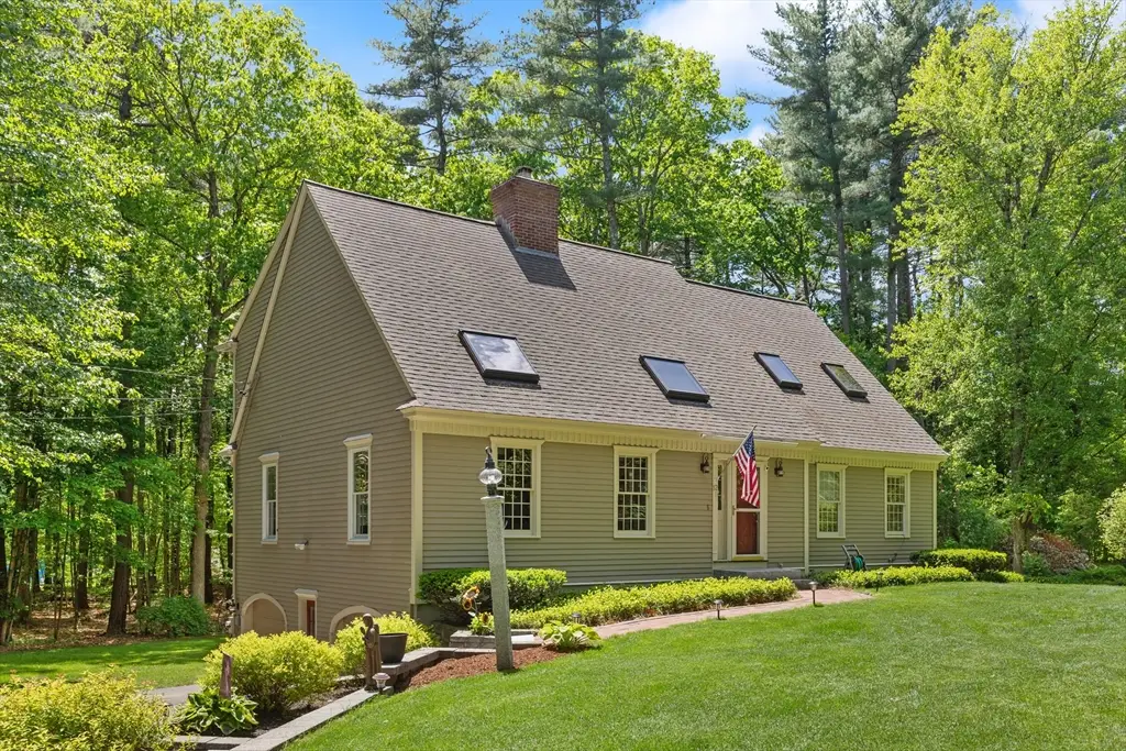 12 Robin Lane, Pepperell, MA 01463 - #1