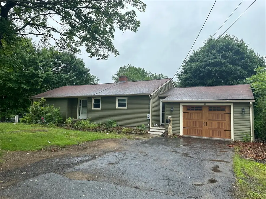12 Crown St, Spencer, MA 01562 - Image #2