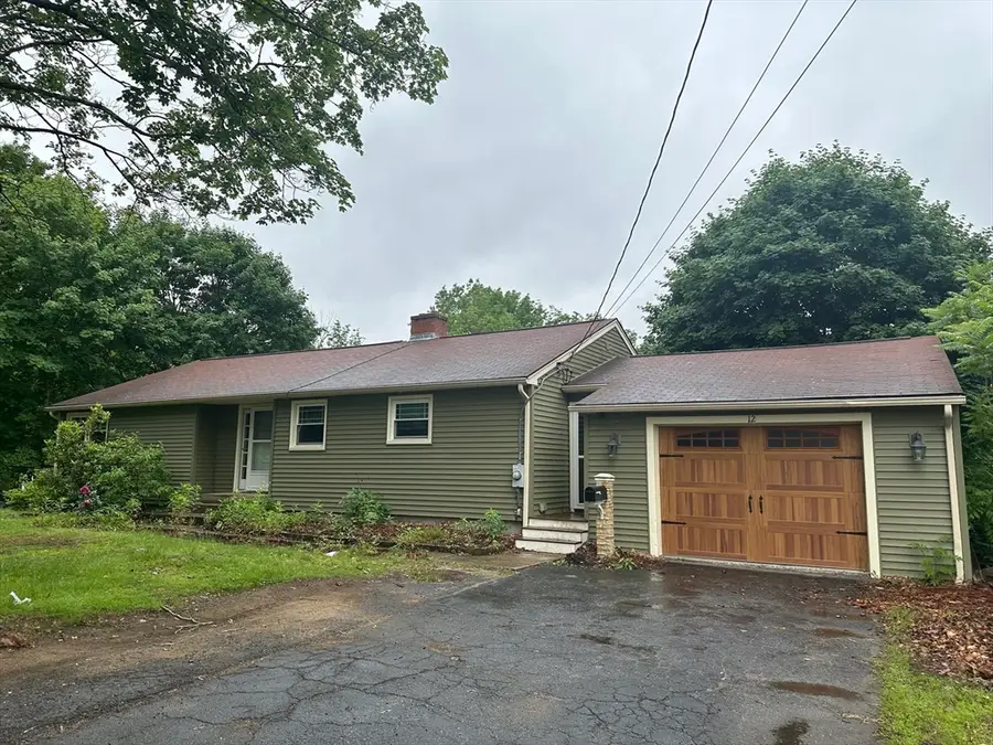 12 Crown St, Spencer, MA 01562 - Image #3