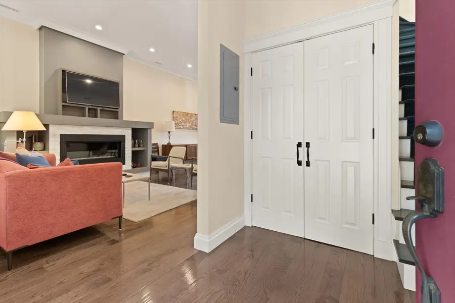 125 Heath St, Somerville, MA 02145 - #3