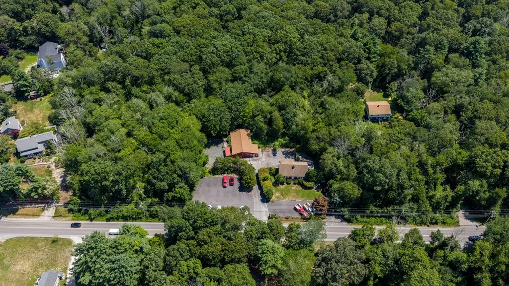 257 Anawan St, Rehoboth, MA 02769 - Image #1