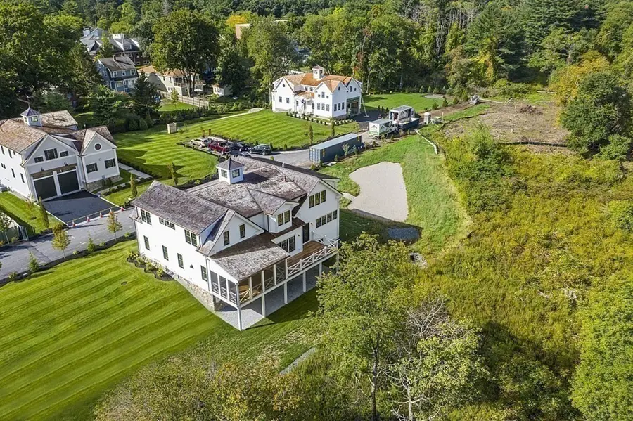 38 Mccallar Ln, Concord, MA 01742 - Image #2