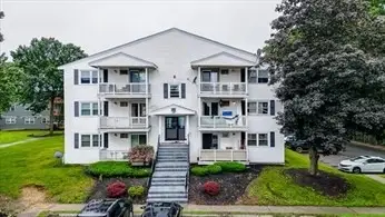 10 Abbey Rd #108, Leominster, MA 01453