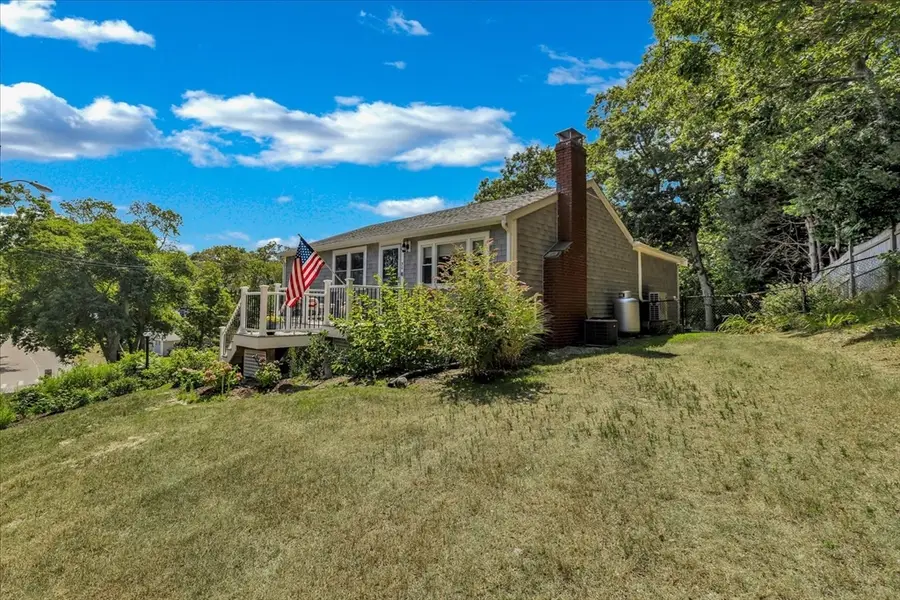 30 Manomet Ave, Plymouth, MA 02360 - Image #2