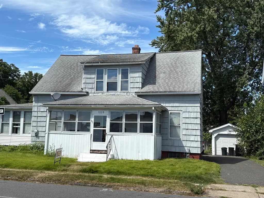 1225 Hampden St, Holyoke, MA 01040 - #1