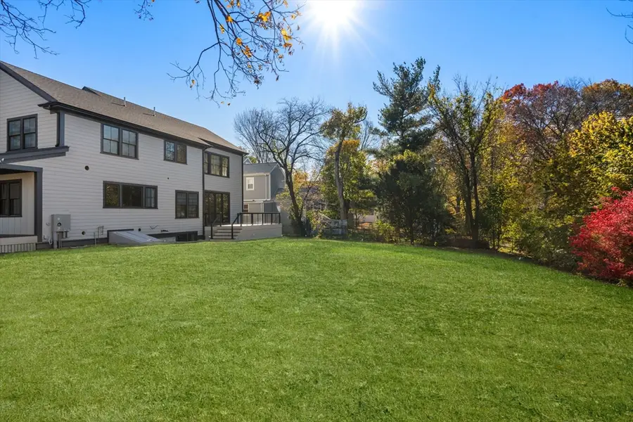 577 Grove St, Newton, MA 02462 - #2