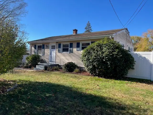 86 Talmadge Dr, Springfield, MA 01118 - Image #3