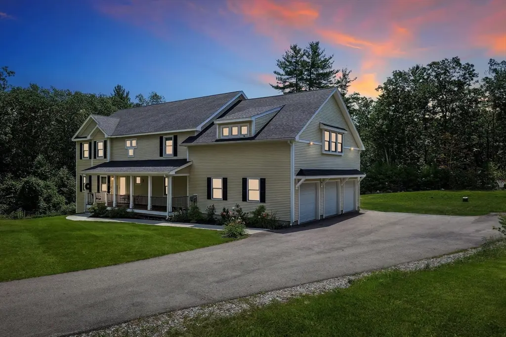 22 Austin Ln, Hollis, NH 03049 - Image #1