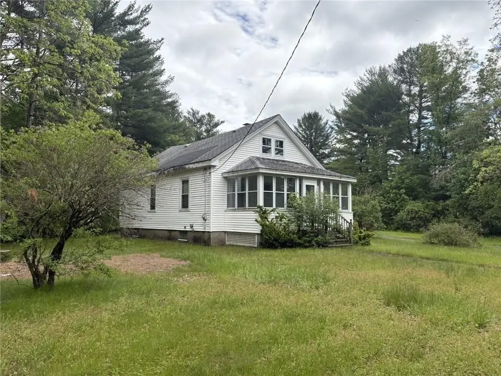 52 Carpenter St, Seekonk, MA 02771 - Image #1