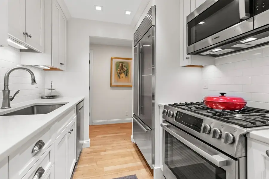 85 East India Row #9G, Boston, MA 02110 - #2