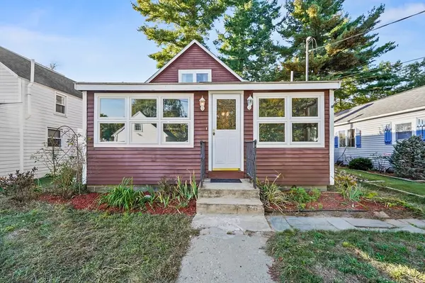 62 & 43 Wilders Grove Rd, Newton, NH 03858