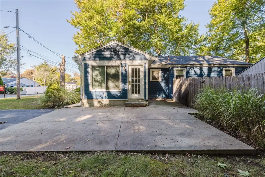 16 Norwich St, Dedham, MA 02026 - Image #3