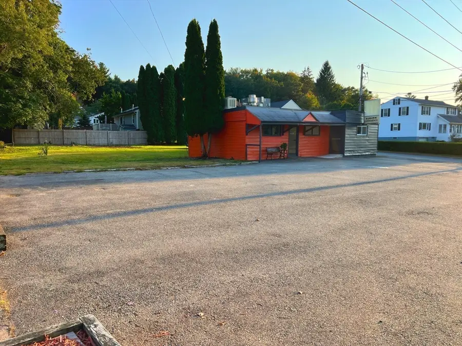 33 Zabelle Ave, Auburn, MA 01501 - #3