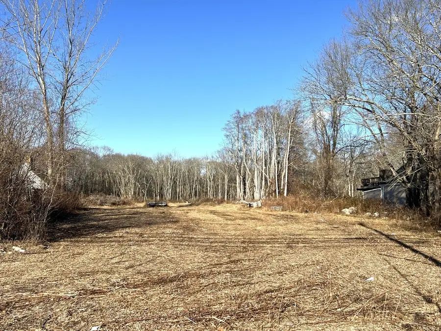 1261 G.a.r. Highway, Swansea, MA 02777 - Image #3