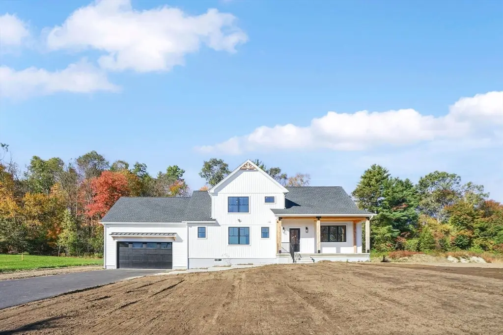 308 N Liberty St, Belchertown, MA 01007 - #1