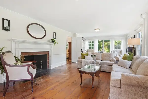 178 Main St, Plympton, MA 02367