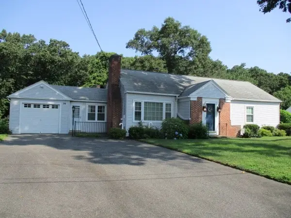 54 South Shore Drive, Springfield, MA 01118