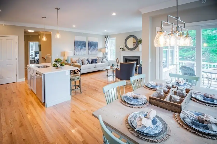 11 Trumpet Vine Lane, Plymouth, MA 02360 - Image #2