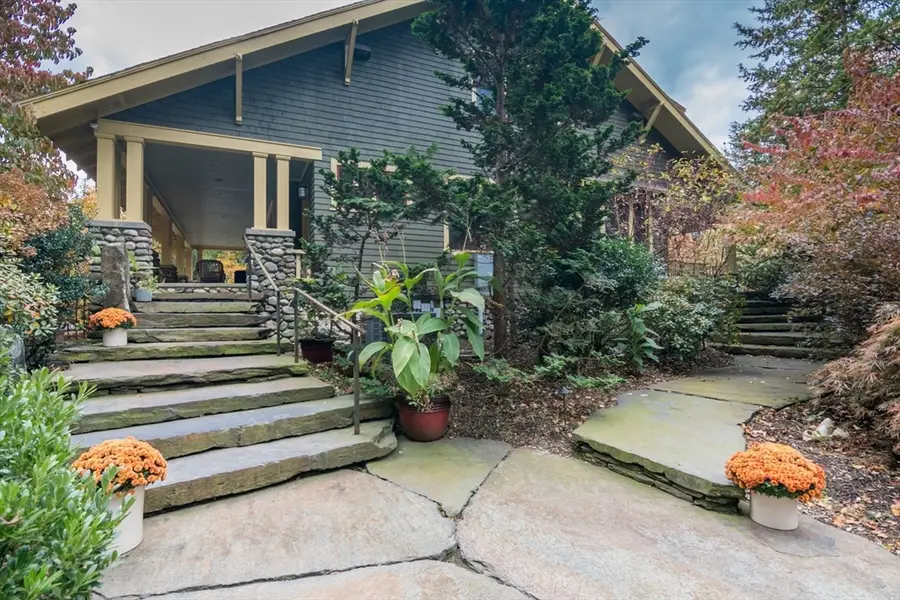 9 Harkness Rd, Pelham, MA 01002 - Image #3