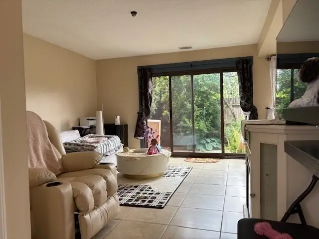 64 Laurelwood Dr #64, Stoughton, MA 02072 - Image #3