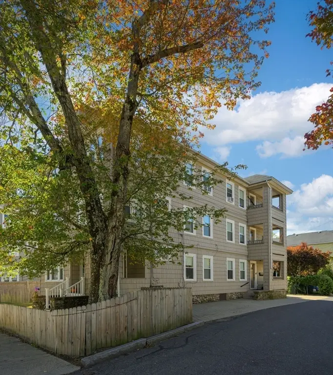 19 Oliver St, Milford, MA 01757 - Image #3