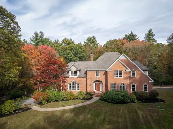 155 Woodland Mead, Hamilton, MA 01982