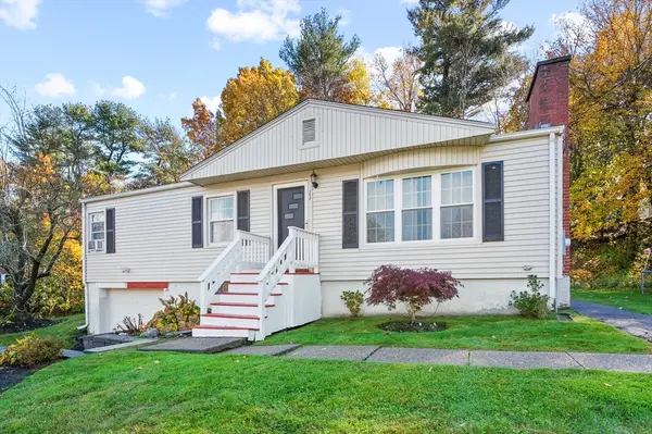 11 Venus Drive, Shrewsbury, MA 01545