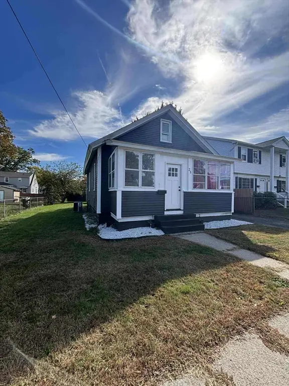 25 Victoria St, Springfield, MA 01104 - Image #1