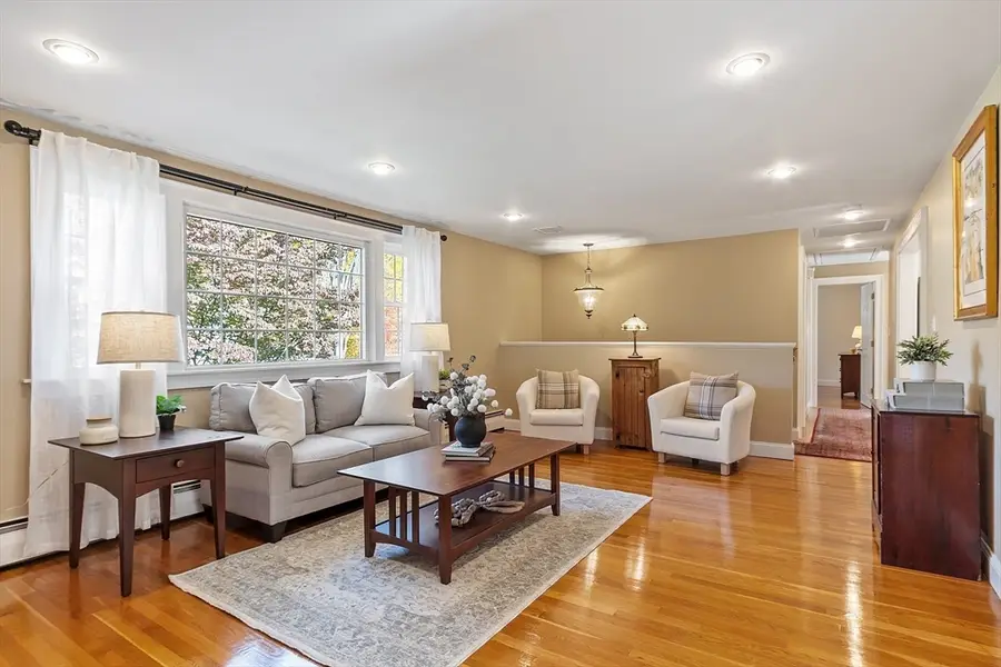 9 Wing Terrace, Burlington, MA 01803 - Image #3