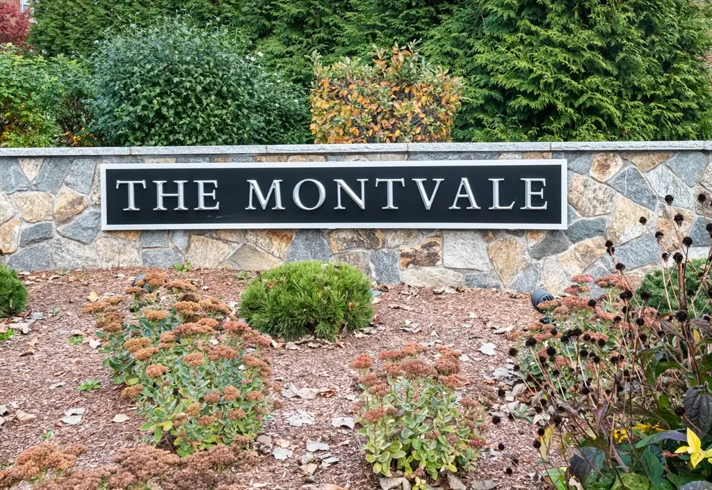 200 Ledgewood Drive #505, Stoneham, MA 02180 - Image #1