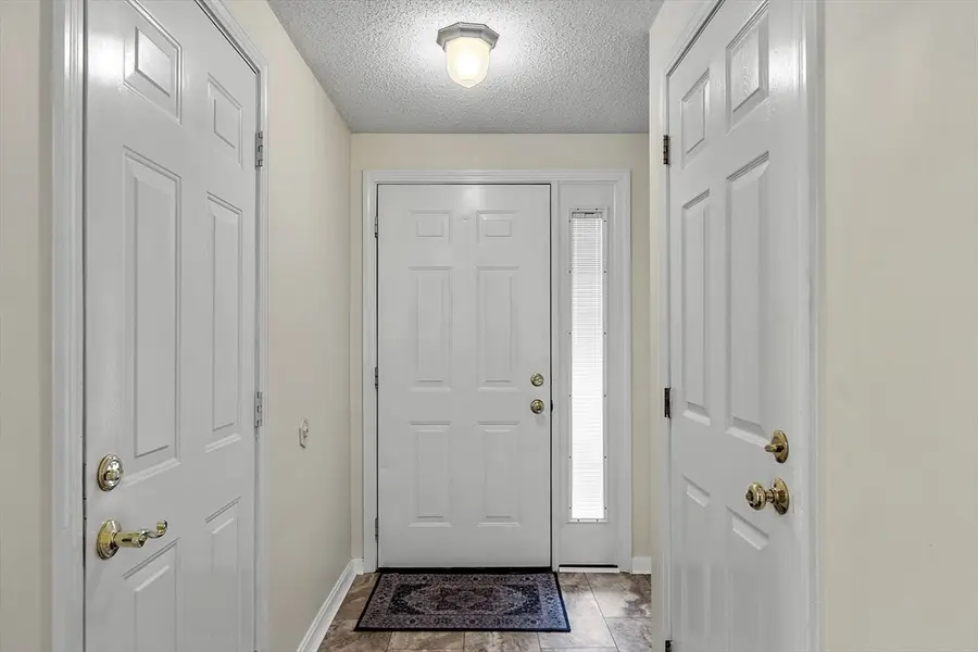 93 Chapman Place #93, Leominster, MA 01453 - Image #2