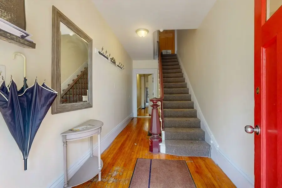 15 Albion, Somerville, MA 02143 - Image #2