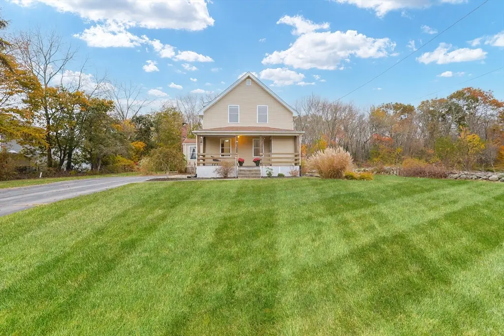 24 Alvin St, Attleboro, MA 02703 - Image #1