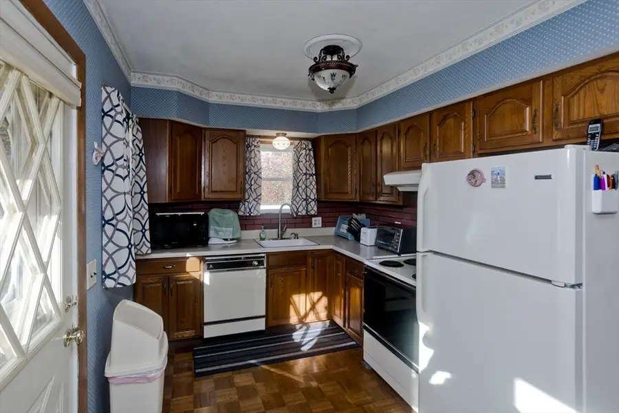 68 7th Ave, Chicopee, MA 01020 - Image #2