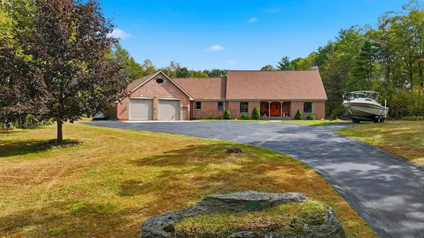 155 Woodland Way, Russell, MA 01071