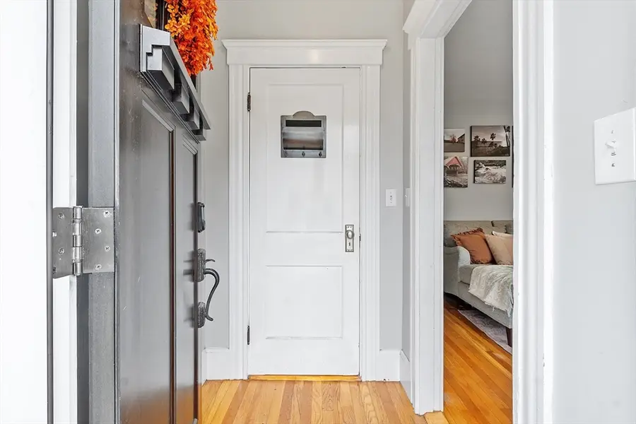 33 Herrick Road, North Andover, MA 01845 - Image #2