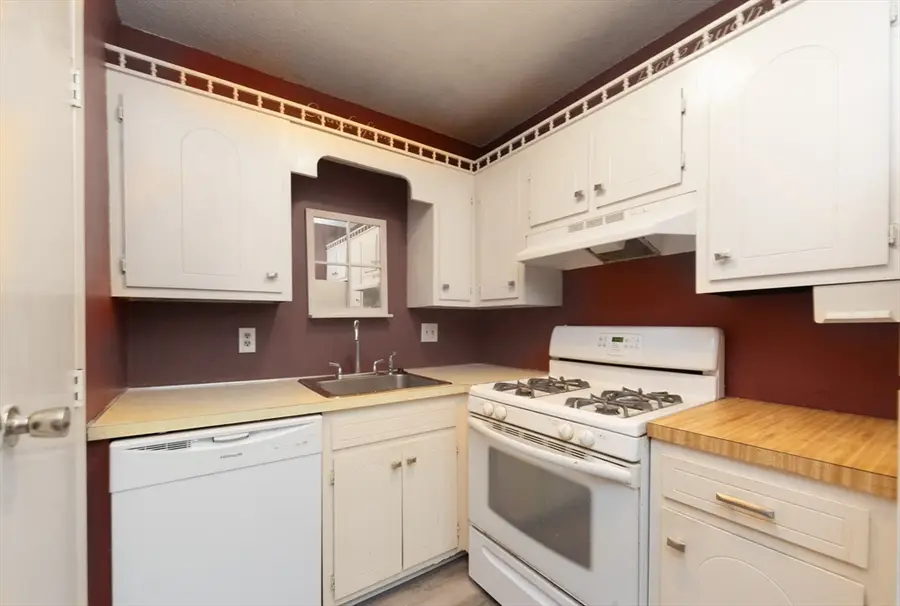 685 Oak St #3-7, Brockton, MA 02301 - Image #3