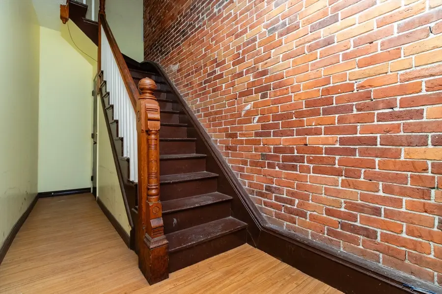 4 Cross St, Somerville, MA 02145 - Image #3