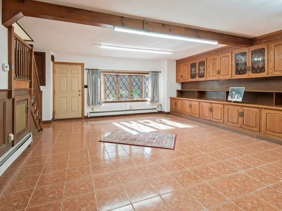 55 Old Common Rd, Auburn, MA 01501 - Image #3